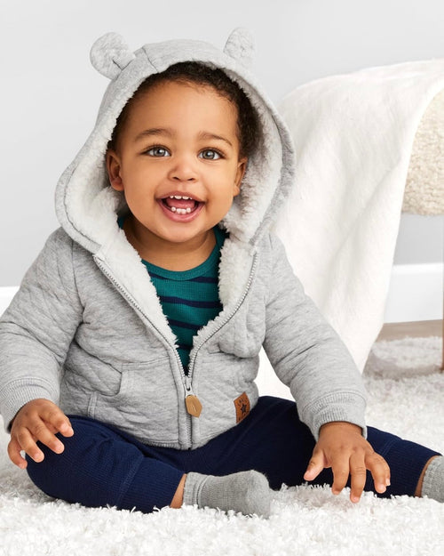 Chaqueta gris con capucha y forro sherpa