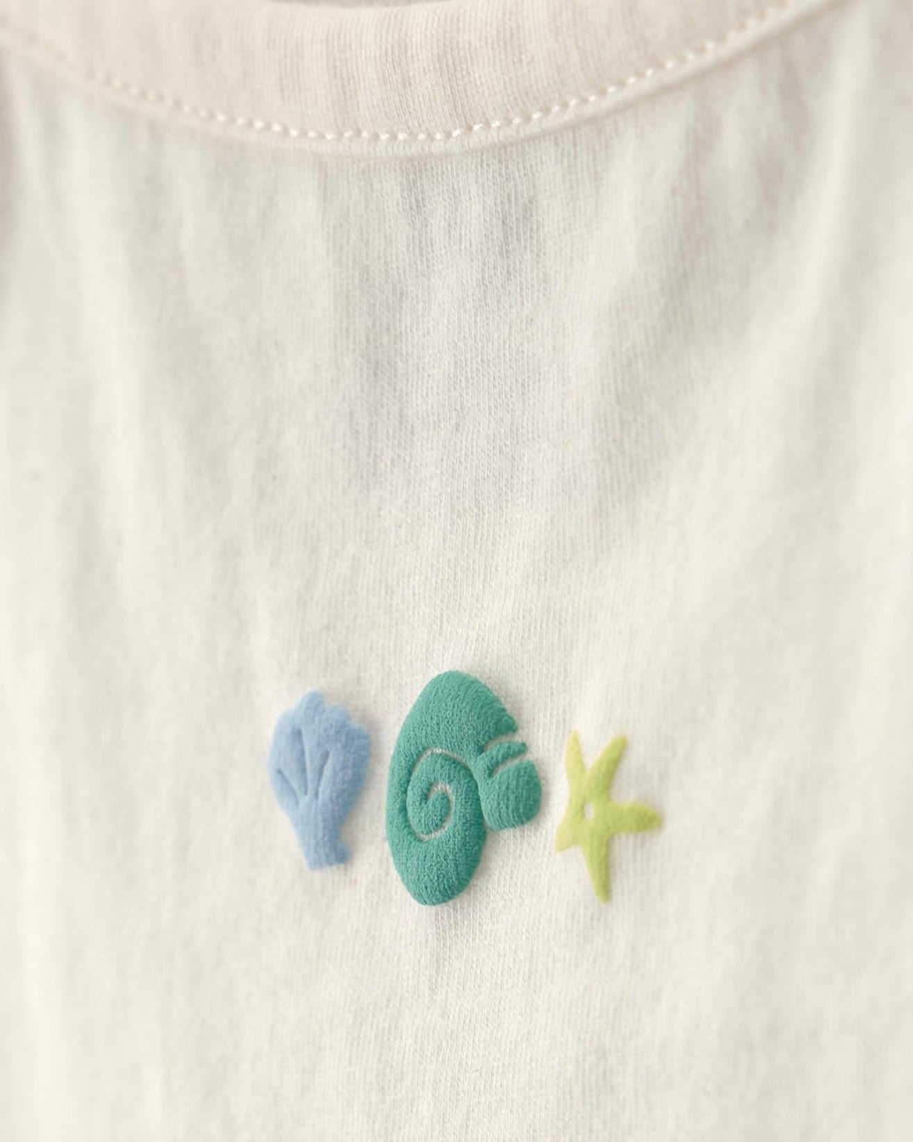 Conjunto verde de 3 piezas blusa + short + bodie bebé niña