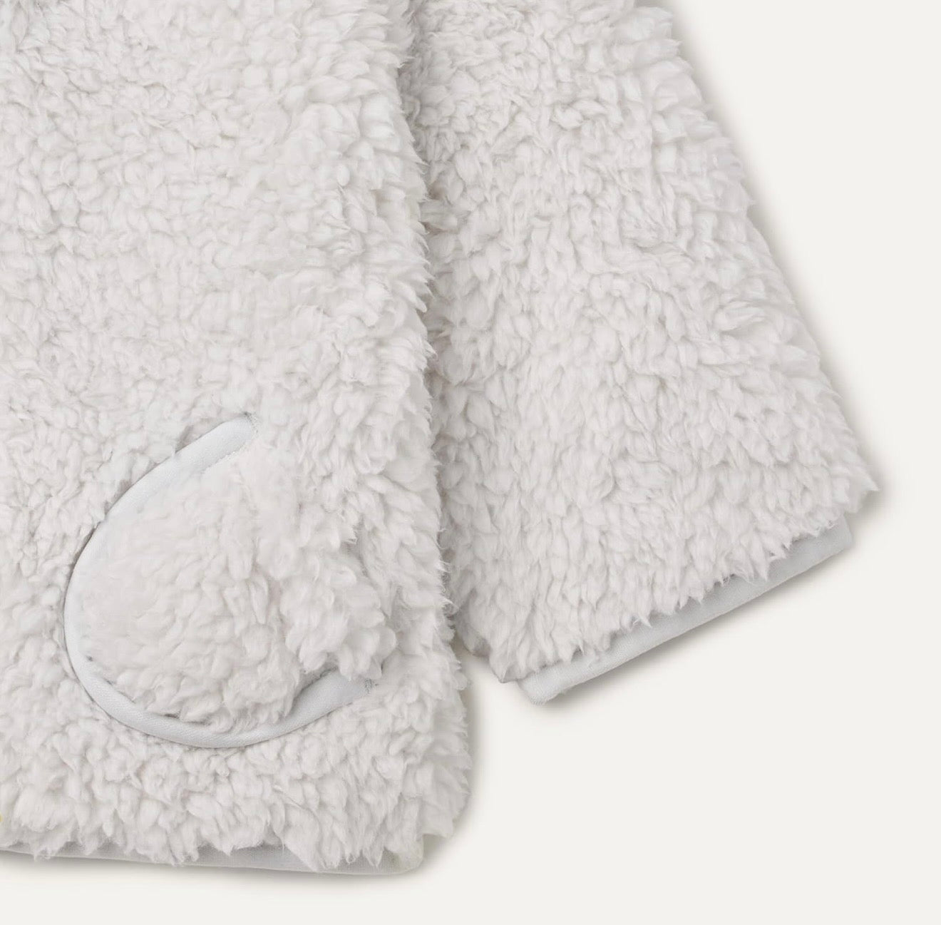 Chaqueta Sherpa Gris Perla con Capucha